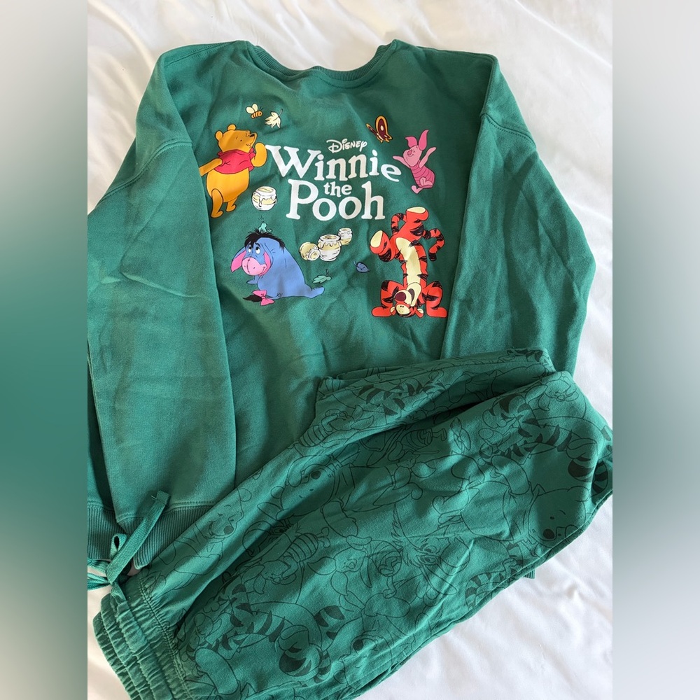 Disney Green Winnie the Pooh Jogger Set - Picture 2 of 2